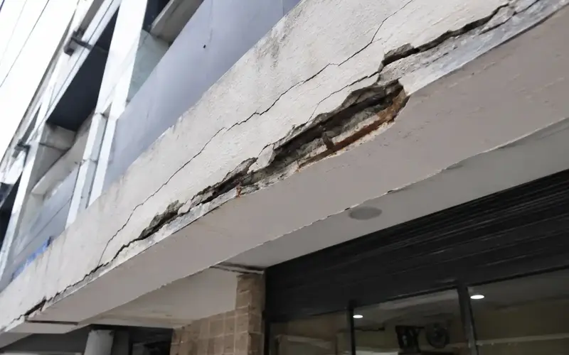 Fissuras em Marquise: Quando Existe Risco de Queda da Estrutura?